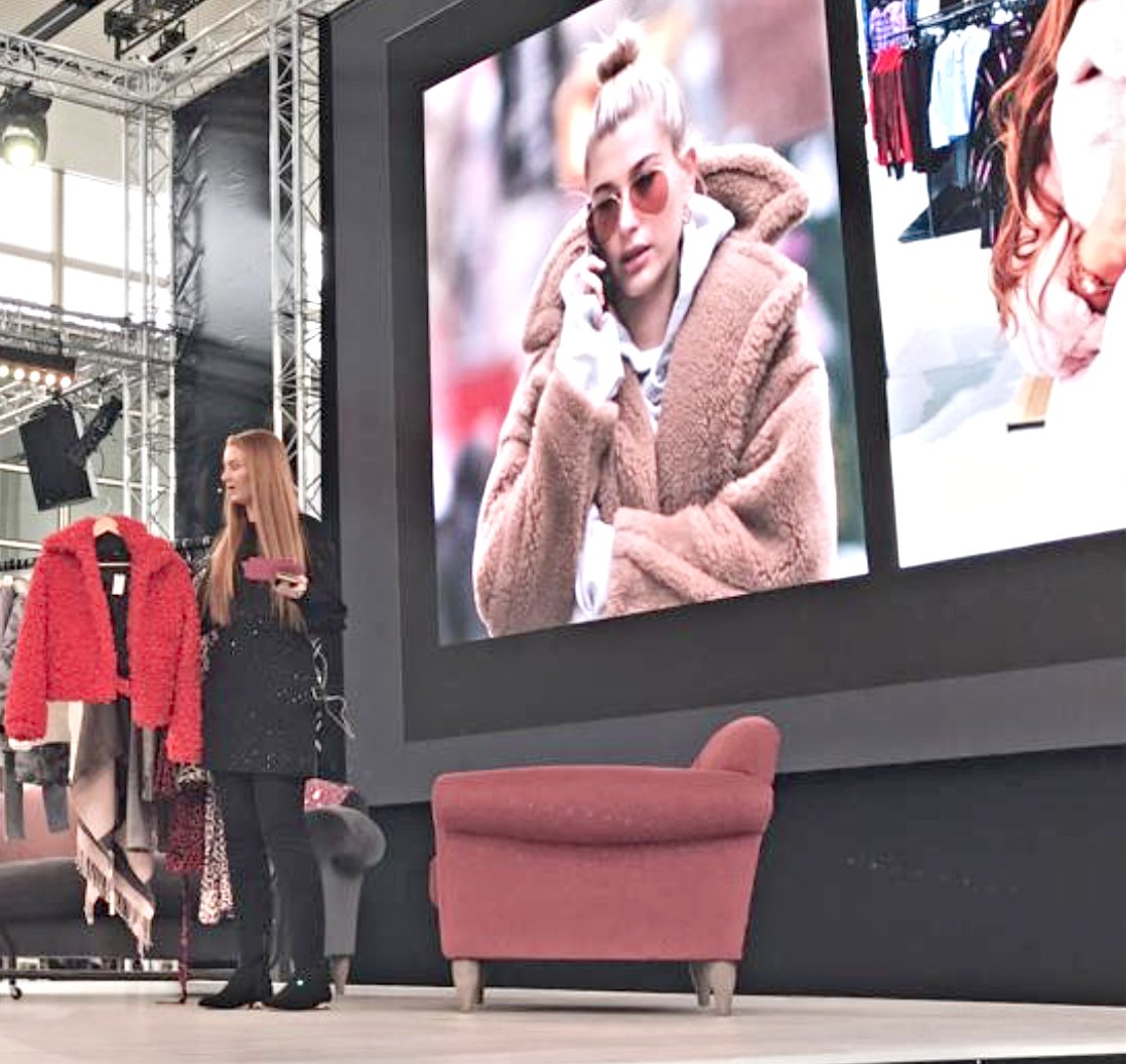 gingermumstyle's tweet image. New post up with all the goings on @centremk #StyleFest over the weekend.
wp.me/p8iQJ4-2aH #autumnwinter #miltonkeynes #lovemk @DestinationMK @MiltonKeynes_MK @My_MiltonKeynes @mk_citizen