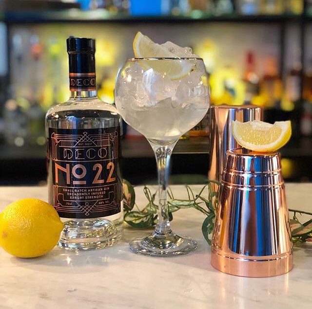decospiritsltd's tweet photo. Happy #LincolnshireDay everyone!
What’s not to love about this fine county...how will you be celebrating?
#Deco22 #DecoNo22 #TheSpiritOfDecadence #Lincoln #Lincolnshire #Gin #LincsConnect #LincsHour https://t.co/exyI8w26T0