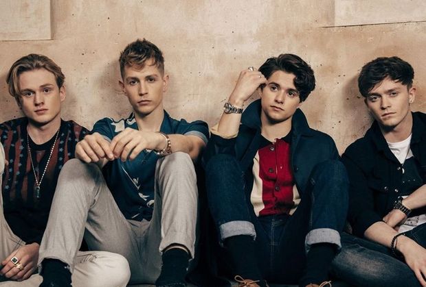 mellow947's tweet photo. RETWEET this to VOTE for Just My Type - @TheVampsband
#TheWeeklyCountdown947 #TheCasual947 #VoteJustMyType https://t.co/H6ZNvmzhjP