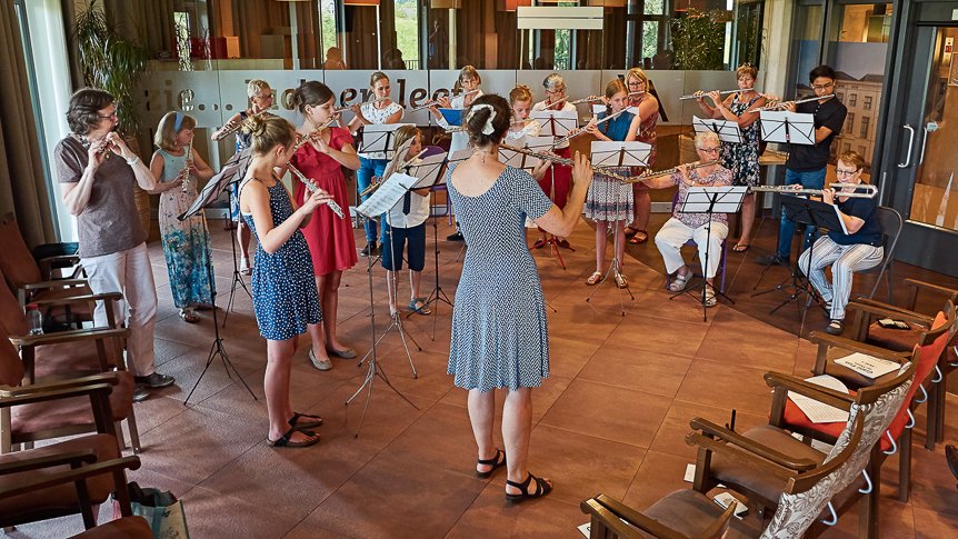 Fluitlessen's tweet image. Vrijdag 5 oktober 15.30-17.00 uur Open Huis. #Muziekles of #fluitles, kinderen van 5 jaar en ouder en volwassenen. #Zutphen fluitlessen.nl