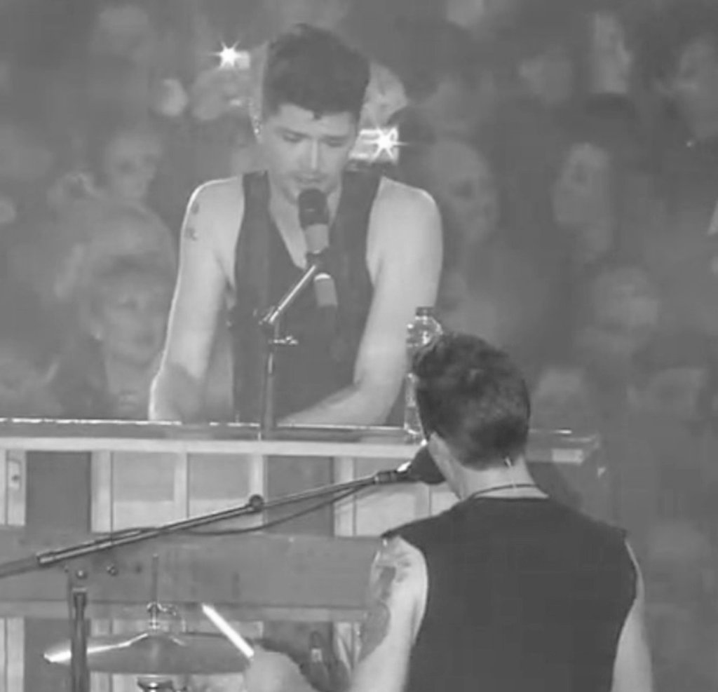 Sjames11James's tweet photo. Monday motivation! Have a great day all #ScriptStudio #TheScriptStudio #ScriptEditAngels #TheScriptFamily @thescript @TheScript_Danny ❤ https://t.co/aCog2DfFnv