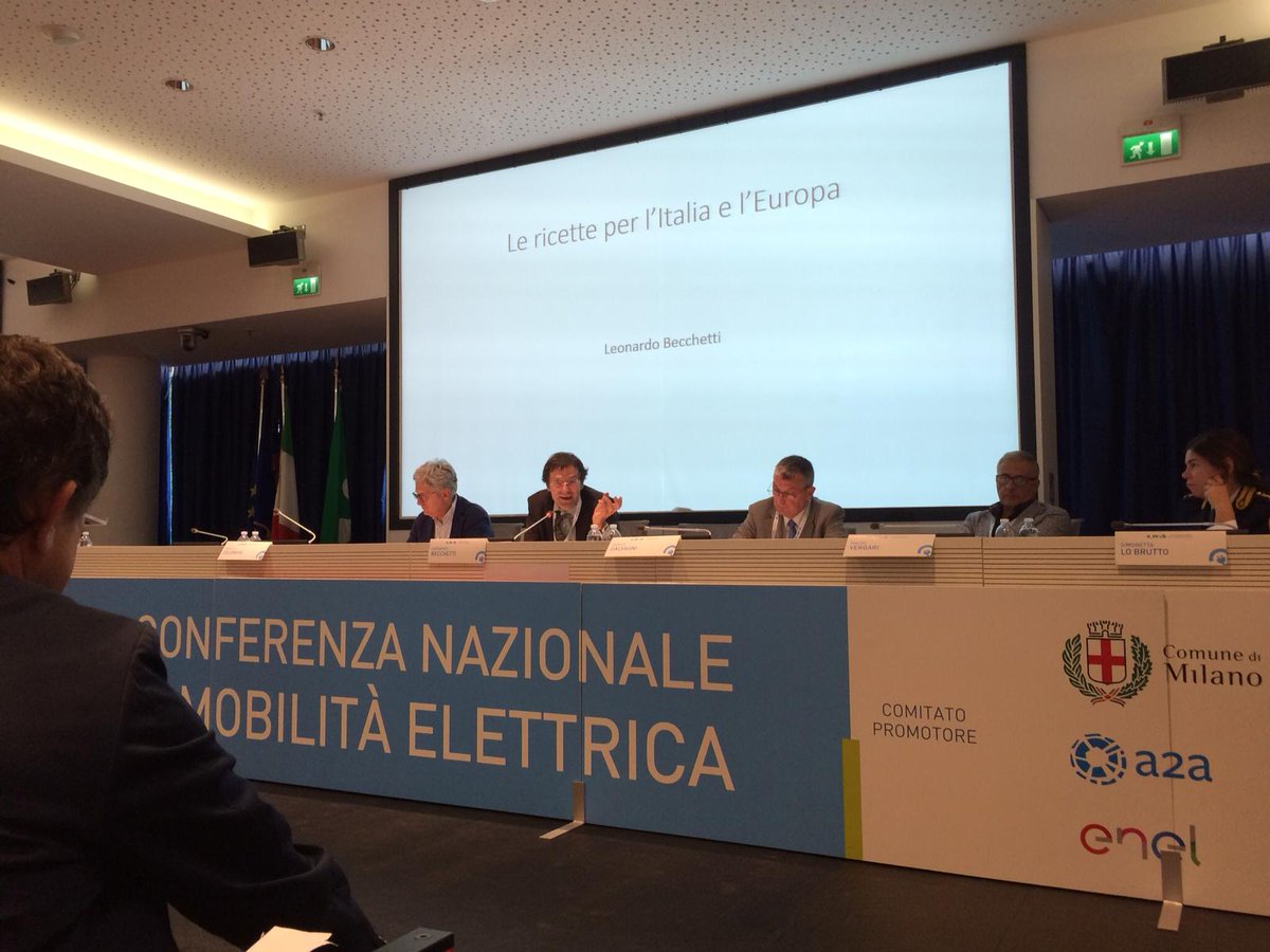 maurovergari's tweet photo. #emob2018 3^ giornata convegno di @adiconsum illustrato il manifesto della #mobilitàelettrica: stazioni di ricarica in tutte le stazioni di servizio, corrente nelle pertinenze box stesso prezzo casa, inserire CdS auto elettriche, applicare IVA che premia chi non inquina. https://t.co/5b0hNRpePh