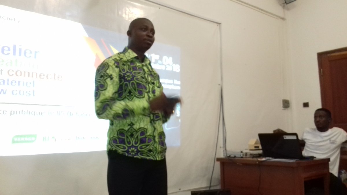 RichmondDAKPOG1's tweet photo. Ce matin, Démarrage de la formation #IotLowhightech dans le cadre du projet #Charpterthon2018 de #InternetSocity Chapitre #Bénin à l'@cnfcotonou.
Le trésorier général du Chapitre lance les activités. #Wasexo #team229 #IoT @IsocBenin @BLOLAB_BENIN @ISOCtech #BéninNumérique https://t.co/4C05cIltEb