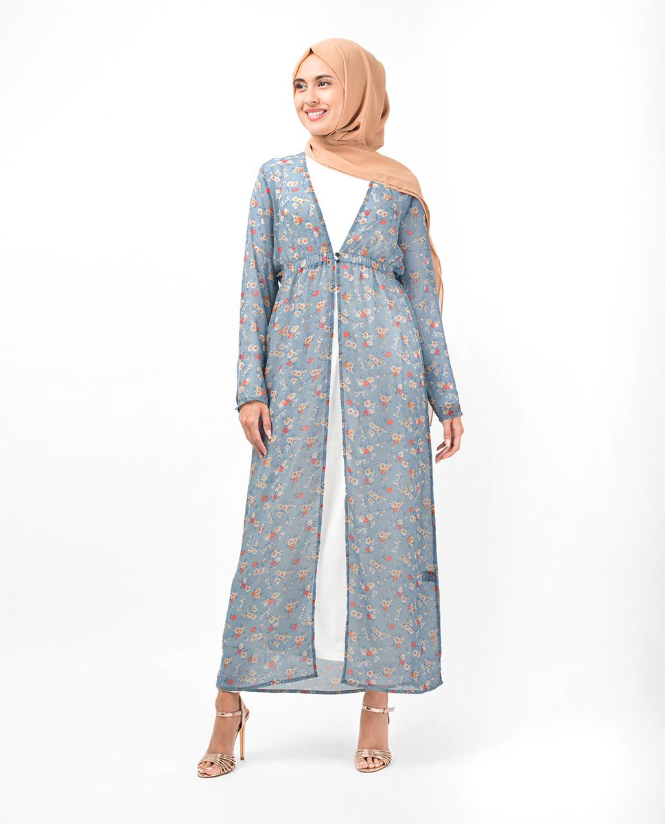 islamicdesign's tweet photo. Pamper your wardrobe with our gorgeous "Sky Blue Floral #Outerwear”💙💙
Shop @ https://t.co/Ke55DPjdTz
#outerwears #kimono #floralouterwear #muslima #hijab #hijabi #kimonowrap #modestfashion https://t.co/mVfl3z3lzU