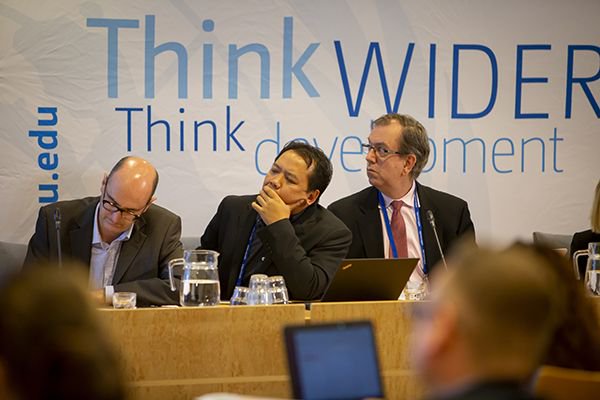 InclusiveMoz's tweet photo. #Poverty and #inequality - twins or just siblings? Read the latest blog from @RGoulaoSantos @UNUWIDER Research Fellow based in #Mozambique, as he reflects on some of the key issues discussed at the #ThinkDevelopmentThinkWIDER conference. https://t.co/acwULxNQJH https://t.co/OA1WiJ3JP6
