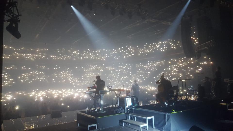 ThierryCornolti's tweet photo. Slimane s'est produit samedi soir au Forest National de Bruxelles dans une salle archi-comble ! https://t.co/1UrqNqmI5T