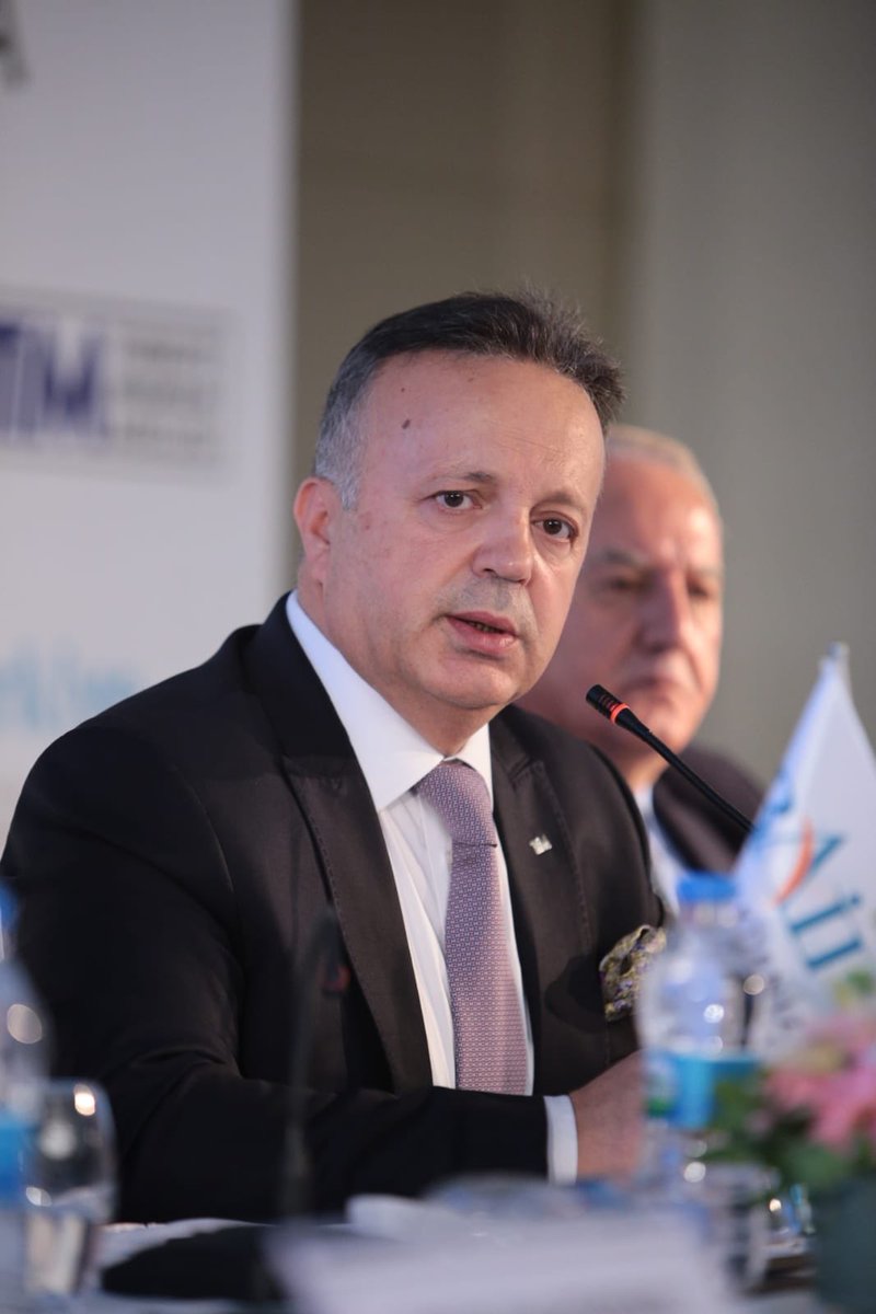 ismail_gulle's tweet photo. Miktar Bazında En Çok İhracat Yapılan İkinci Ay!!! 2017 yılının eylül ayında  8,5 milyon ton olan ihracat miktarı, bu yılın aynı döneminde yüzde 30 artışla 11,2 milyon tona yükseldi. Bu eylül ayı şimdiye kadar miktar bazında en çok ihracat gerçekleştirilen ikinci ay oldu. #TİM https://t.co/vOKYzK9ZF2