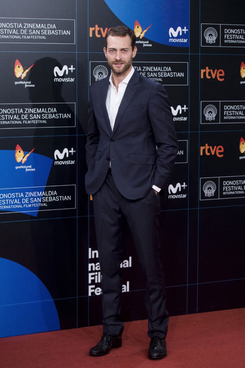 CF_PeterVives's tweet photo. Os dejamos esta foto de Peter en el @sansebastianfes 🕺🏽
📷 @hola https://t.co/dfNzpqNXUu