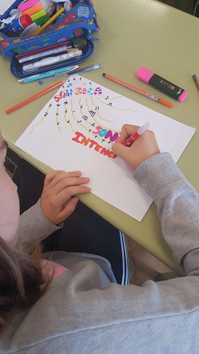 MarSa2ESO's tweet photo. #Visualthinking en #música de 2 ESO ¿Qué es la música? #iApprendo #CambiaMaristas #Maristas #Salamanca @MSalCha https://t.co/Hb6jTbkkKf
