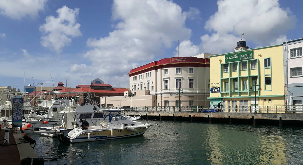 gregoryblackett's tweet photo. I'm not a fan of going into town to do business but this view sort of helps a bit. 
.
#barbados #bridgetown #barbadoslife #bajanlife #bajanthings #bridgetowncareenage https://t.co/LMps9n0tdn