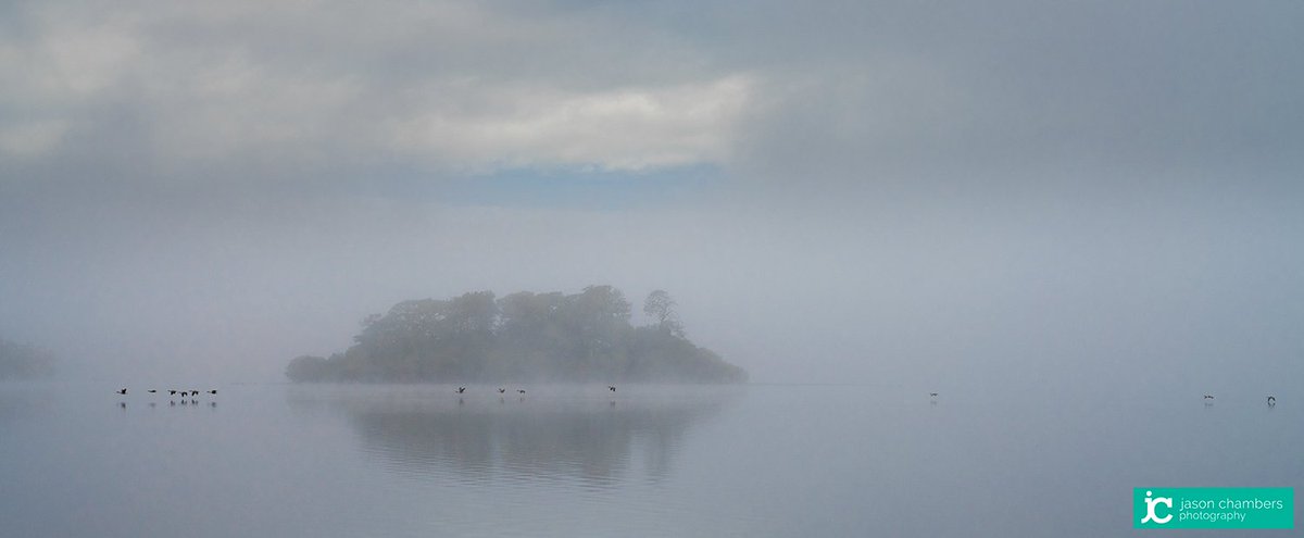 JasonChambersPh's tweet photo. Stunning atmospheric conditions for the Lake District this morning. @CumbriaWeather @keswickbootco #photographer #landscape https://t.co/Js6ipSVPxB