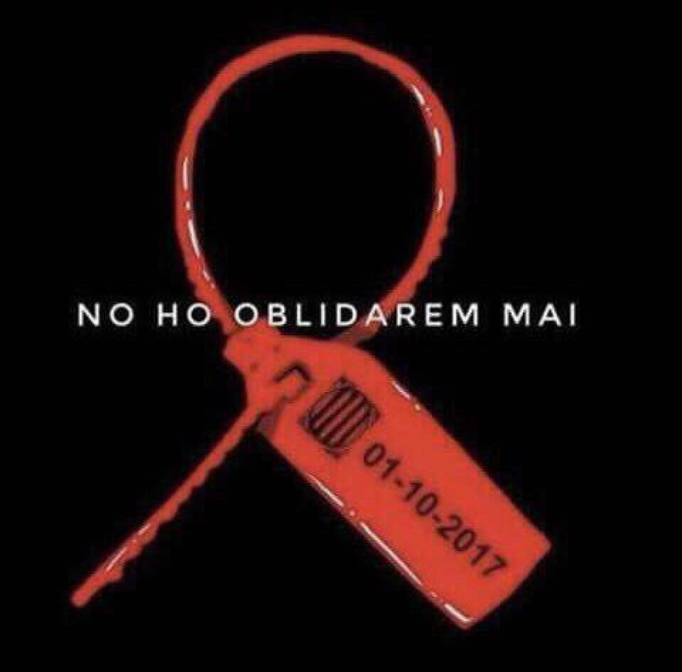 merjmat_'s tweet photo. No oblidem. El record de l’1-O ens dóna el sentit vital per comprendre que tot està per fer i tot és possible.
Seguim ✊🏻
#Omplim
#1OCT
#RepúblicaCatalana
#ElMeu1O
Canal Omplim Brussel·les https://t.co/DEKObkpxbi