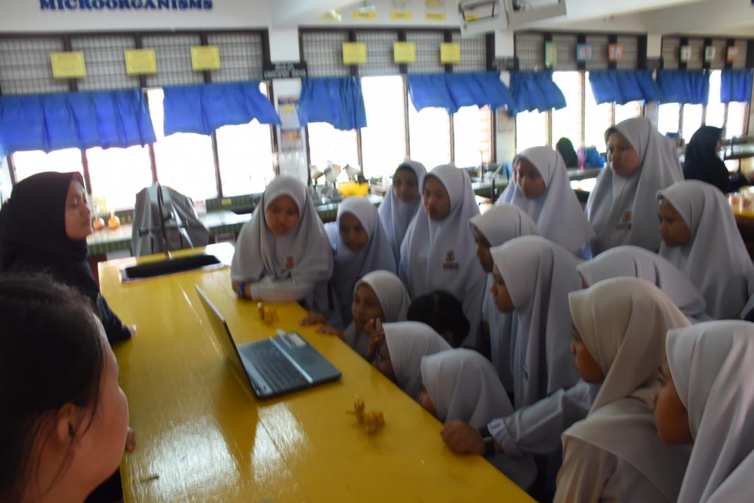 STEM_fsk's tweet photo. Modul “Pelangikan Diet Anda” oleh Jabatan Pemakanan dan Dietetik https://t.co/AZDq4dVo66