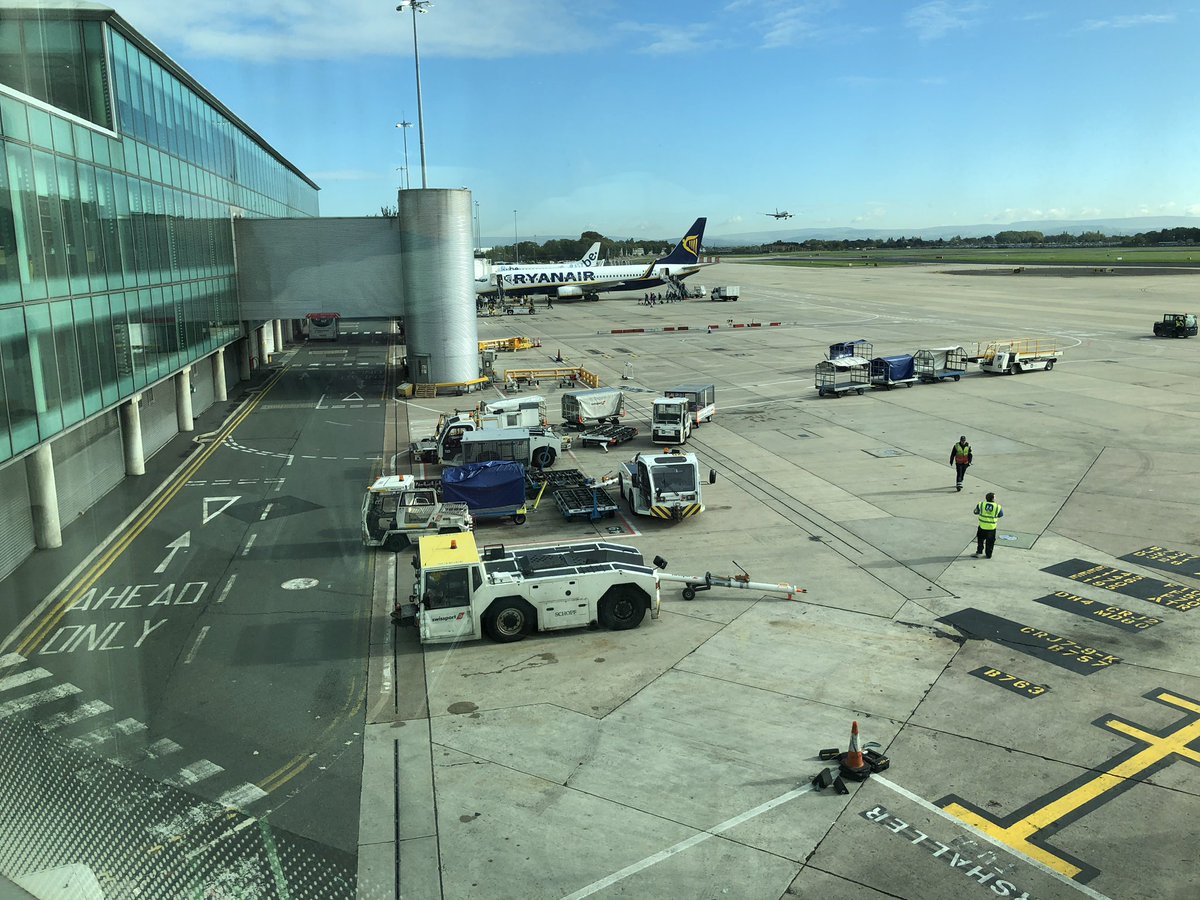 DubiousMind's tweet image. Bound for 🇸🇪 #macsysadmin