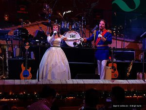 Wiesn mit Ludwig &amp; Sisi 

Sisi &amp; Ludwig hatten einen großen Auftritt auf der Wiesn in München.  

ift.tt/2y3KWIP