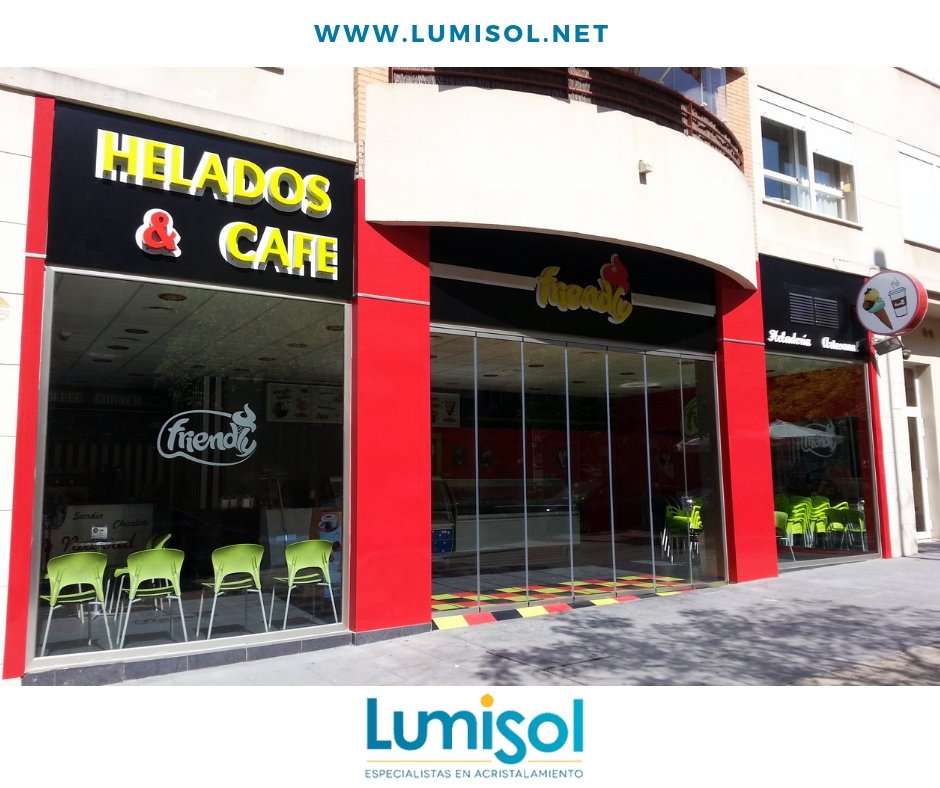 LUMISOLSL's tweet photo. En #Lumisol contamos con un amplio catálogo para que encuentres el tipo de cierre que mejor se adapte a las necesidades de tu restaurante o cafetería. 

Contacta con nosotros aquí ➡️ https://t.co/2LRelgjcHu. Estamos seguros de que el resultado te encantará. https://t.co/g7iQQ0UAxI
