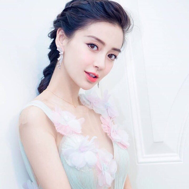 ひまわり على تويتر 韓国のカワイイ子って最強だけど 最近中国の貫禄がある派手な美人って感じの美女にハマってるんだ ファンビンビン大好きだから戻ってきて 泣