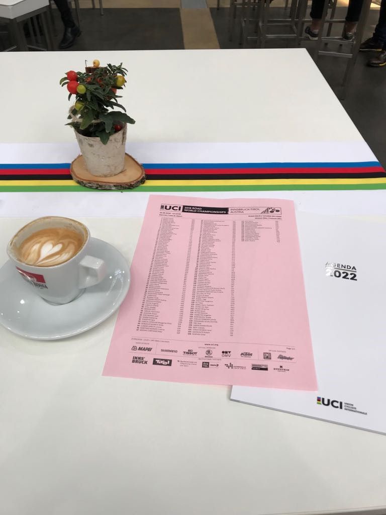 BookHospitality tweet media