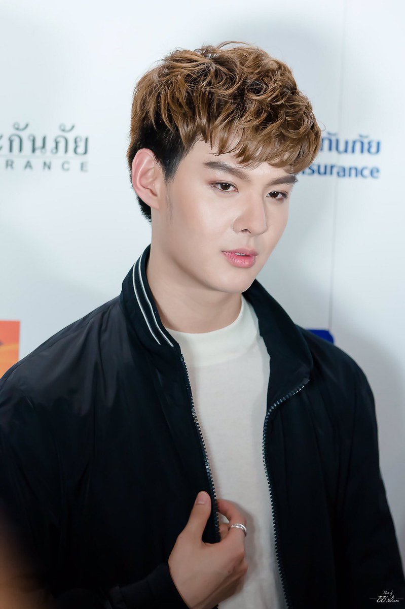 Saint_sup's tweet photo. People often say that this or that person has not yet found himself.  But the self is not something one finds, it is something one creates 😉 cr.@bb_gun_bell #Saint_sup
#Lovebychanceseries https://t.co/KtjmT82pfE