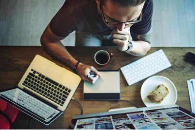 hrmagazine's tweet photo. Flexible and part-time workers outperform full-time counterparts @workingfamUK 

https://t.co/AoRd3OFK3g https://t.co/NF1WnM5II0