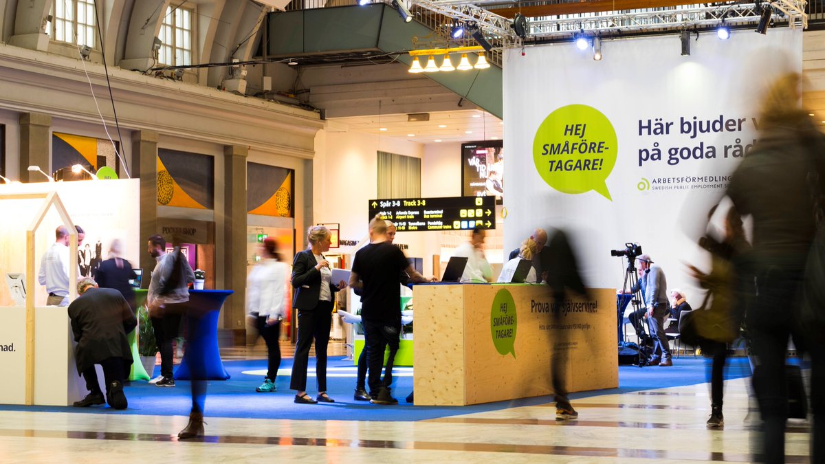 Den här veckan håller #Arbetsförmedlingen öppet för småföretagare på Centralstationen i Stockholm. Lyssna på inspirerande tal av bl.a. <a href="/MikaelSjoberg/">Mikael Sjöberg</a> (idag kl 12), <a href="/gunthermarder/">Günther Mårder</a> (tisdag och torsdag), <a href="/JohnMellkvist/">John Mellkvist</a> (torsdag) och <a href="/AstridGkrok/">Astrid Gyllenkrok Kristensen</a> (fredag). arbetsformedlingen.se/For-arbetsgiva…