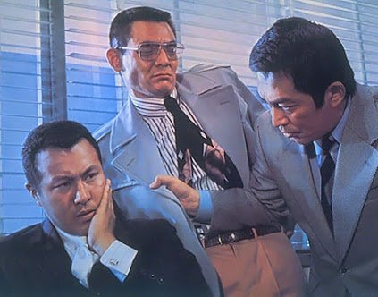 RT そうか…梅宮辰夫引退を決意か…。 まあ確かに…菅原文太や松方弘樹や