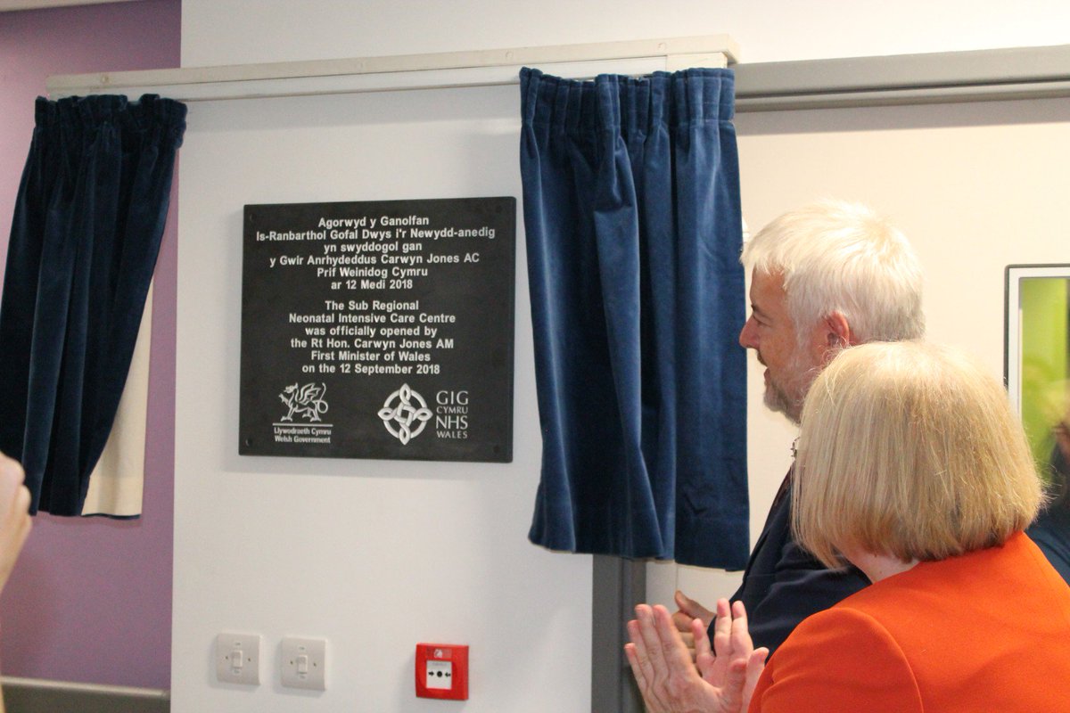 IBIStuart's tweet photo. Fantastic to see our @IBIGroup design @ Ysbyty Glan Clwyd be officially opened by Wales First Minister @AMCarwyn. This project has been precious to us, we hope it serves its patients well. #NHS #Wales #IBIProject  https://t.co/dU0qtOrgWb https://t.co/BL5QvxzQWt