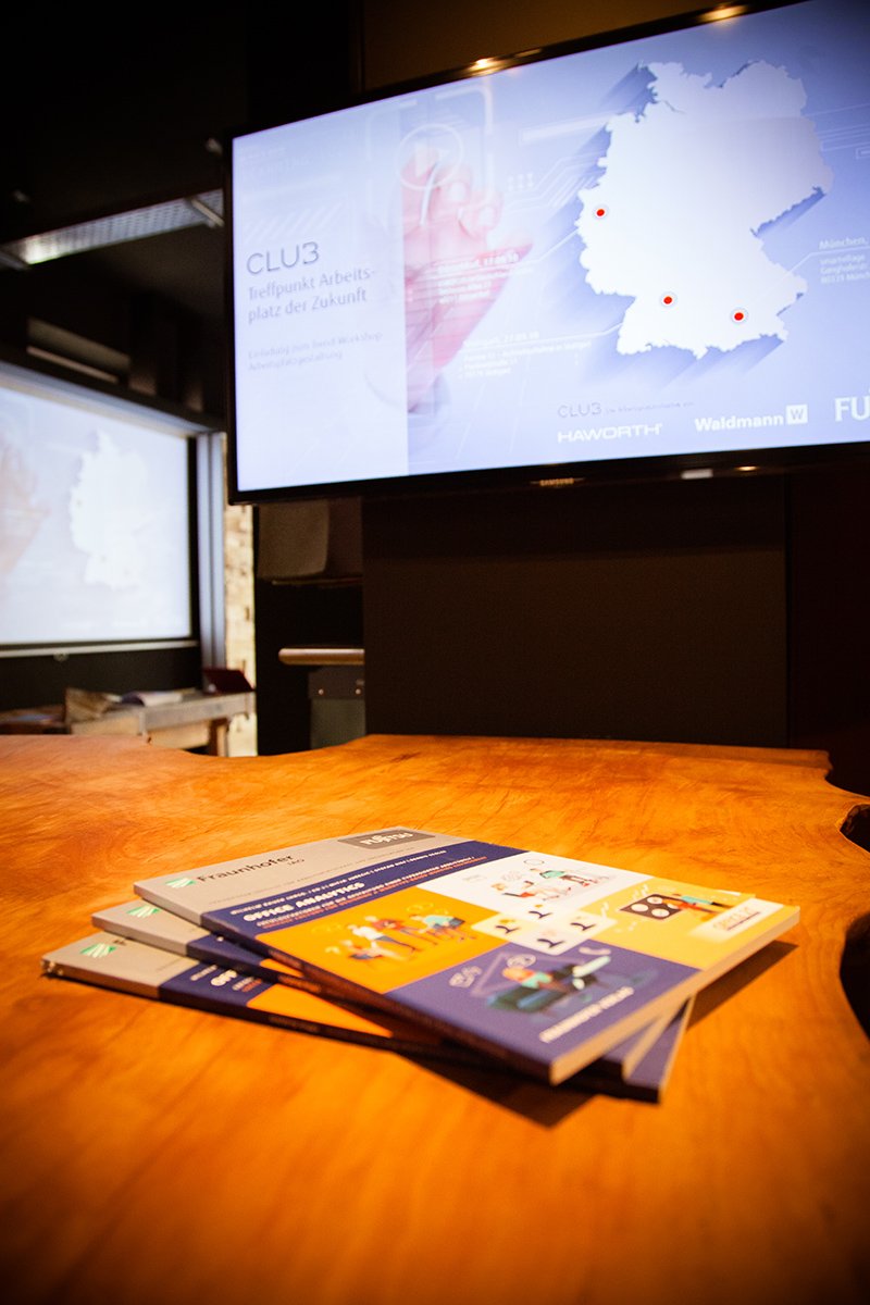 Fujitsu_DE's tweet photo. Vergangene Woche fand in #Stuttgart die letzte Veranstaltung der Clu3-Reihe zum „#ArbeitsplatzDerZukunft“ statt – wir bedanken uns herzlich bei allen Teilnehmern. https://t.co/GBXwOqzAC6