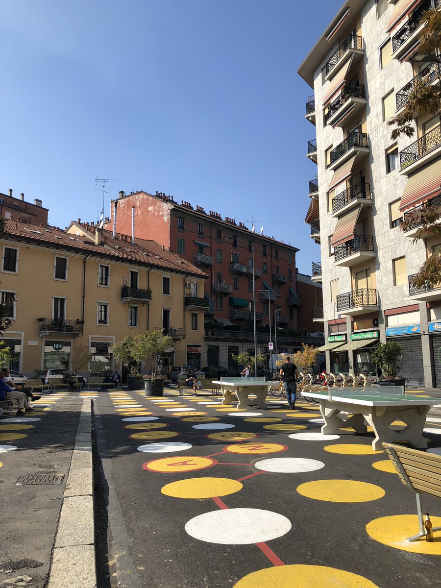 karimaboujaoude's tweet photo. Milano winning the #streetfight !
@JSadikKhan #piazzeaperte #PiazzaAngilberto #PiazzaDergano https://t.co/XPg999dGSH
