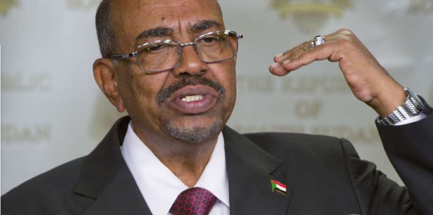 Sudanese President Bashir dissolves government, appoints new PM
panafricanvisions.com/2018/sudanese-…