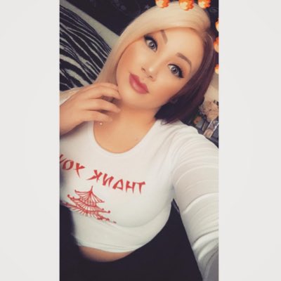 Ameliapocalypse's tweet photo. #NewProfilePic https://t.co/HHHVXhNcJj