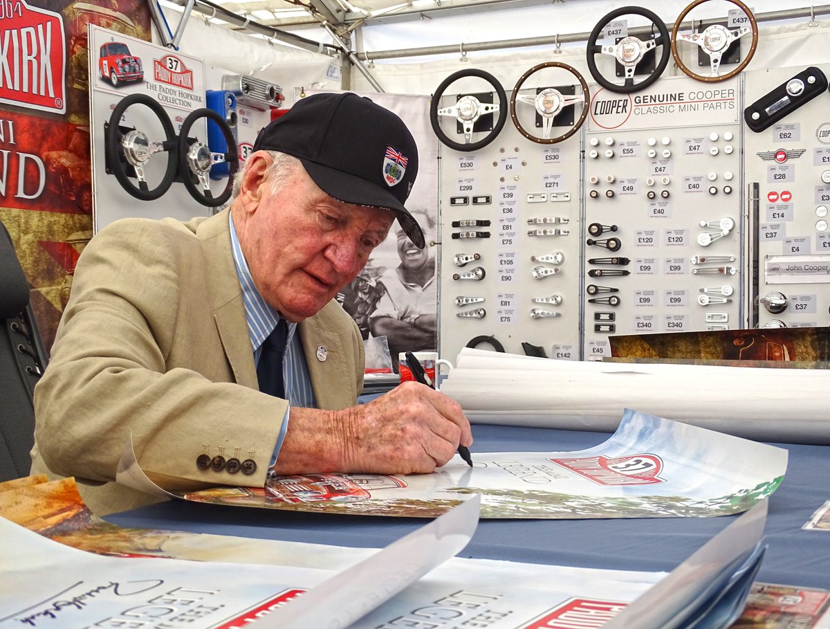 minisportltd's tweet photo. 1/4

We'd like to say a massive thank you to @PaddyHopkirk for joining us on Saturday at #MiniActionDay - @CastleCombeUK!

We'd also like to say thank you so much to everyone who came to Paddy's signing &amp; for your patience whilst it was ongoing - we couldn't believe the turnout. https://t.co/GHWOOprzRT