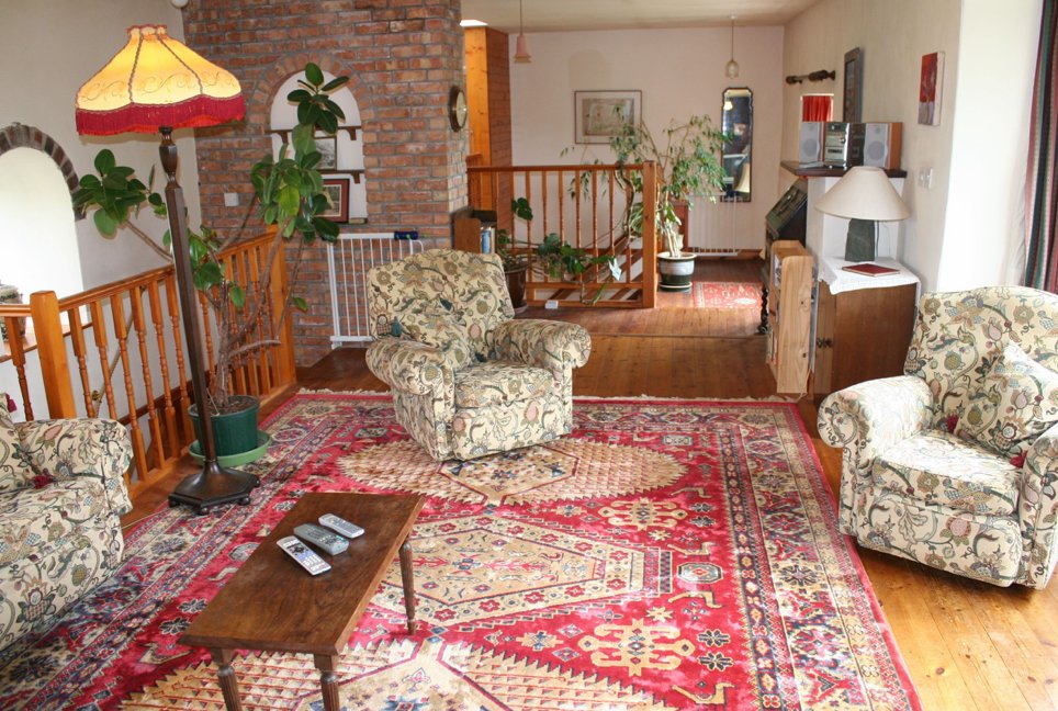 TheHolidayCots's tweet photo. ✨ #SpecialOffer: These cottages have a #wonderfullocation on the wild romantic #moorland of #WestPenwith in #Cornwall. Currently offering 20% off remaining #October weeks and 15% off November/December dates (excluding Xmas).
🛏️ Sleeps 1-5
➡️ https://t.co/X3V41lYeMl https://t.co/TeRm4Cw0Gz