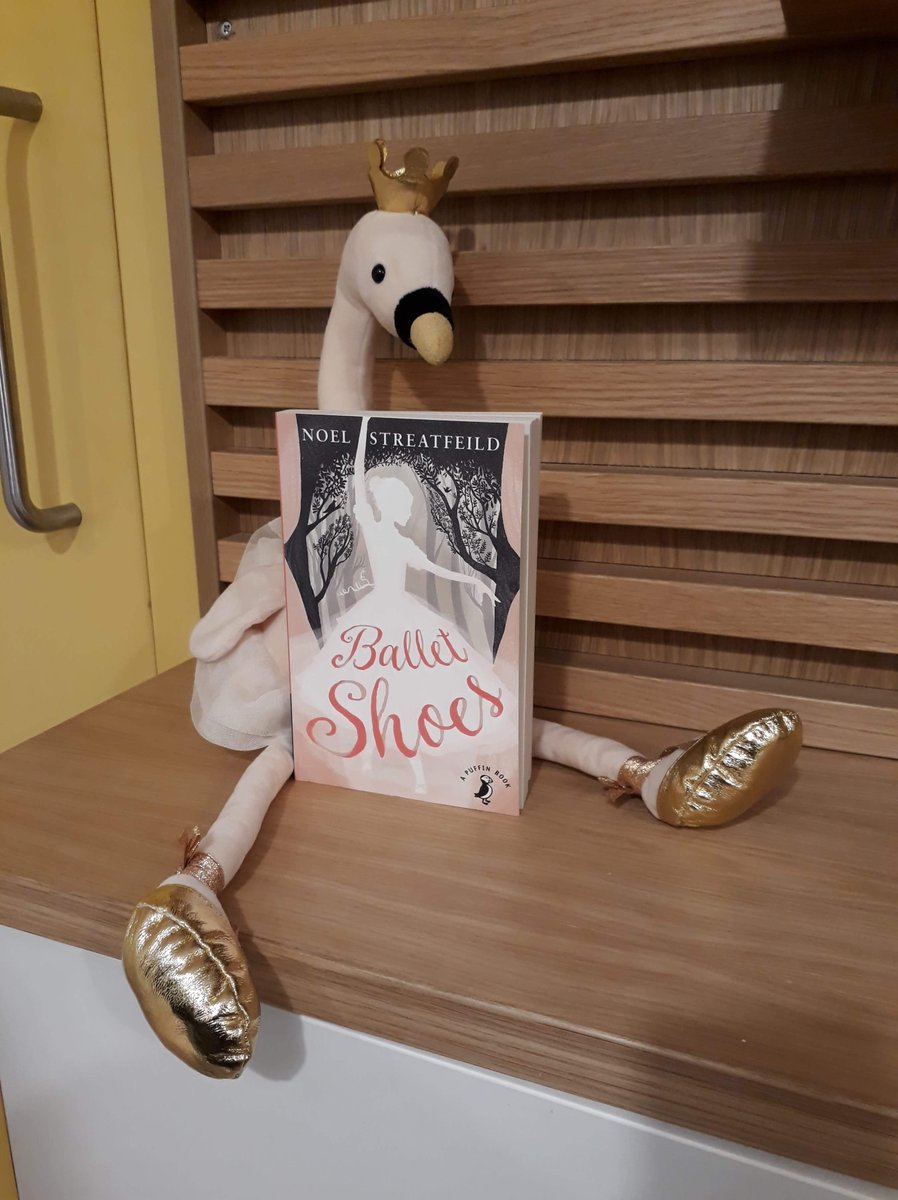 Our newest arrival at <a href="/CambKids/">WaterstonesCamb Kids</a>. Everyone say hello to 'Fancy Swan'. We have to say she has great taste in books! #literaryswan #amreading #classics