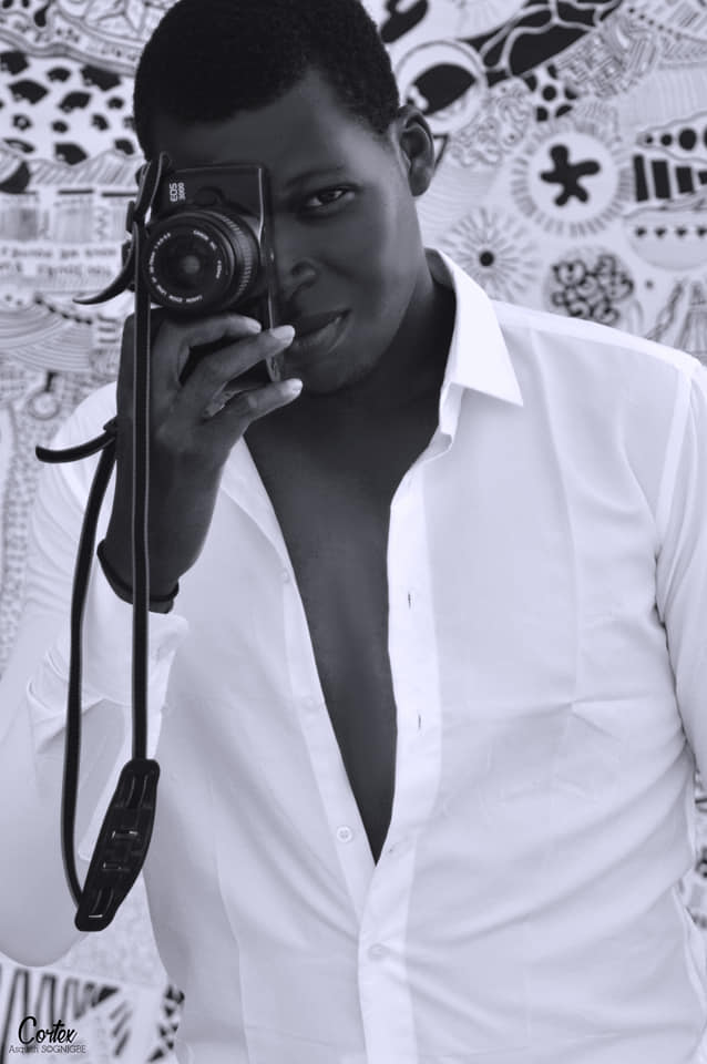 irawotalents's tweet photo. Les gagnants FLASH D'Or 2018 sont:
Catégorie Meilleure photo exposée
Cortex Asquith Sognigbé
#FestiFlash2018 https://t.co/XShIzkssbQ
