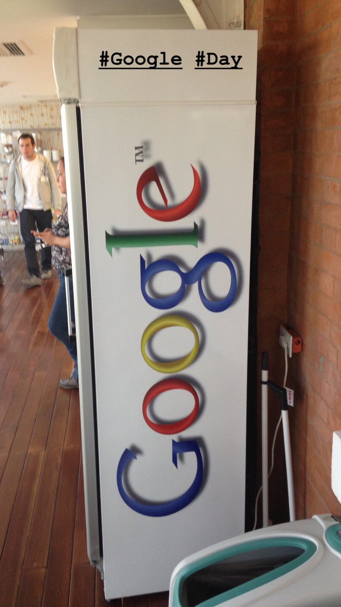 gabymenta's tweet image. #BuenLunes #GoogleDay 😎