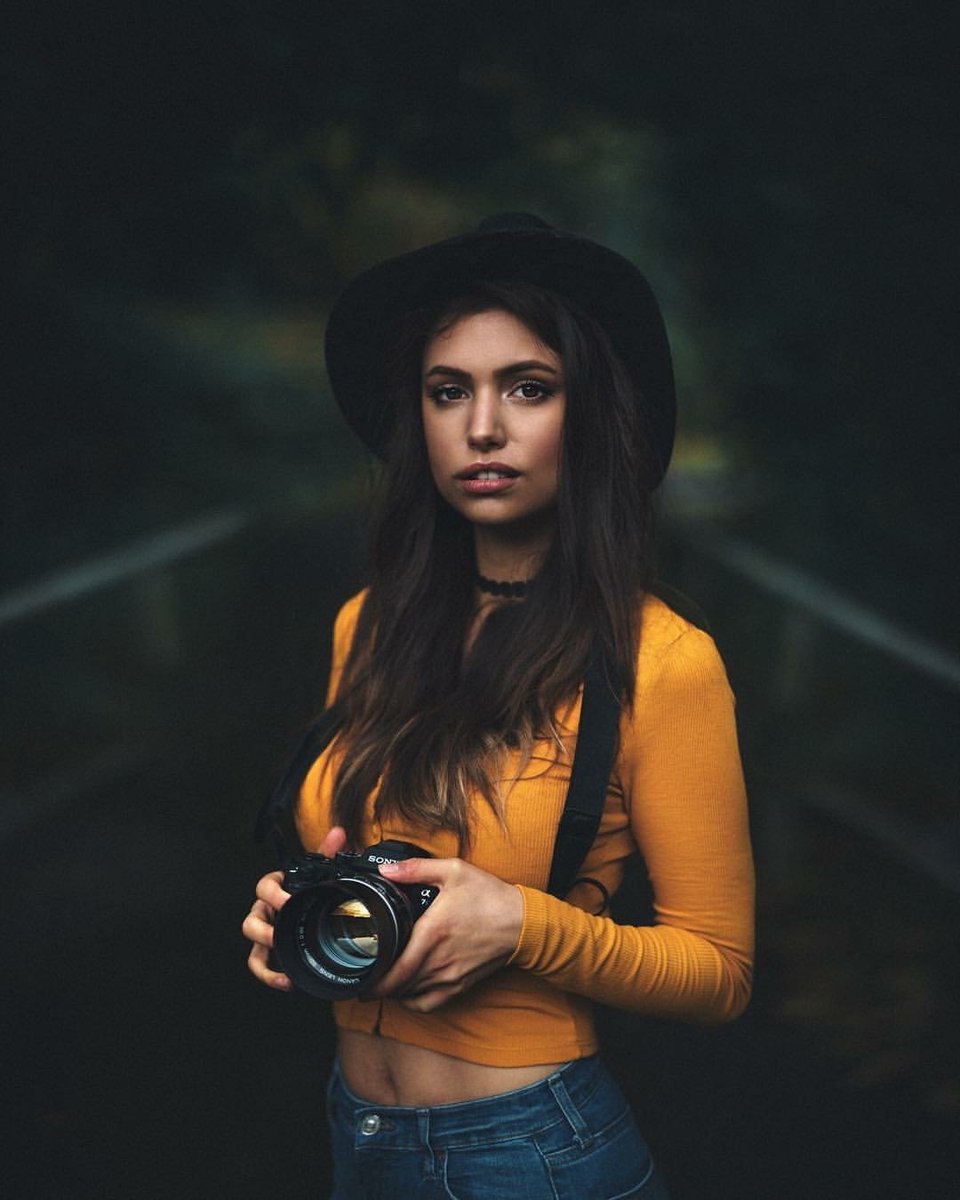 Portraitsworlds's tweet photo. Classic 

#artofvisual #art #follo4follo #Likes #portraitpage #imaginativeuniverse #milliondollarvisuals #vzcomood #ftmedd #depthobsessed #portraits #theportraitpr0ject #pr0ject_uno #ourmoodydays #art #photography 
#photoshop
#lightroom https://t.co/6jDhWcPvAp