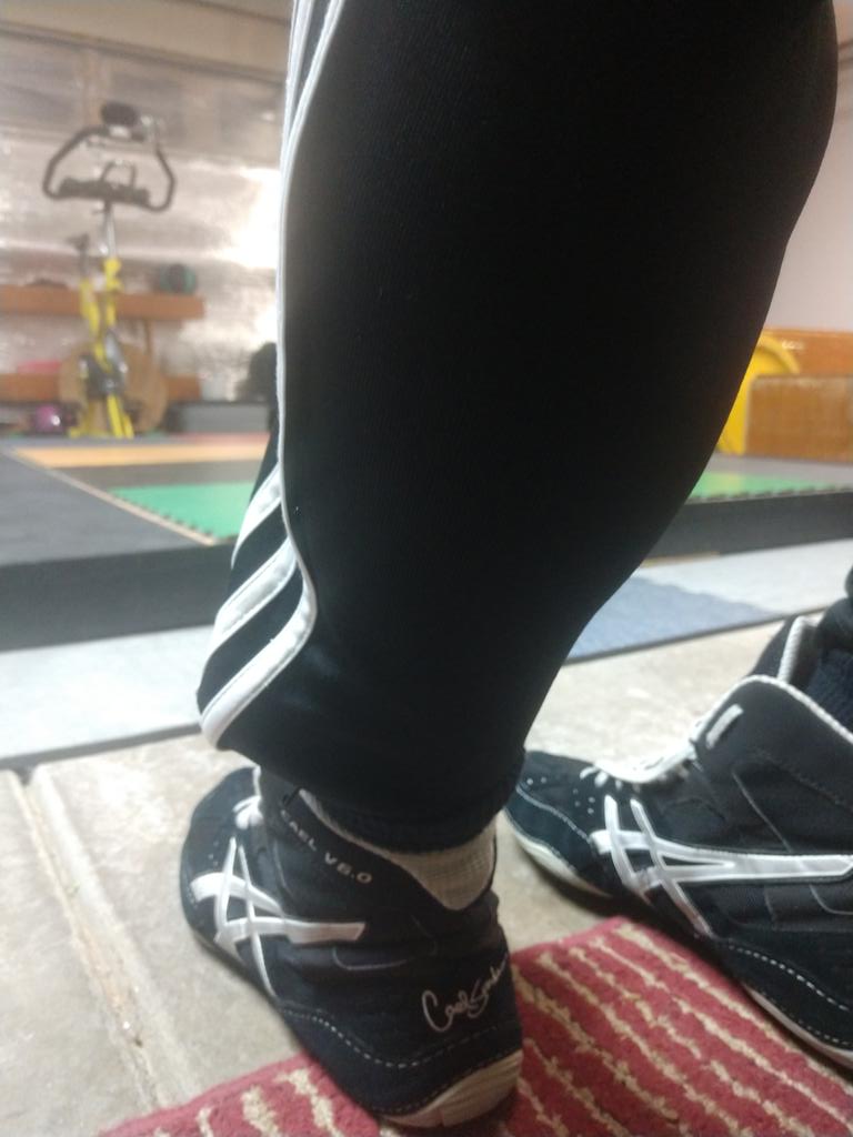 ISSDPablo's tweet photo. Facing a Monday?? 2 things; 1- Put your wrestling shoes on... 2- Go on the whistle, it's an opportunity #ISSDWrestling #ISSDPower #myturn #getchurgrindon #LuchaFit #getyours https://t.co/jELSQunYoF