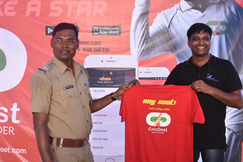 cricdost's tweet photo. An event to make development a revolutionary success #KalahandiDialogue #Kalahandi #Odisha #CricDost #StreetStarsFinder @KalahandiD @CricDost #LiveScoreApp #PlayCricketApp #ScorecardApp #ScoringApp https://t.co/w8d8HPn1ES