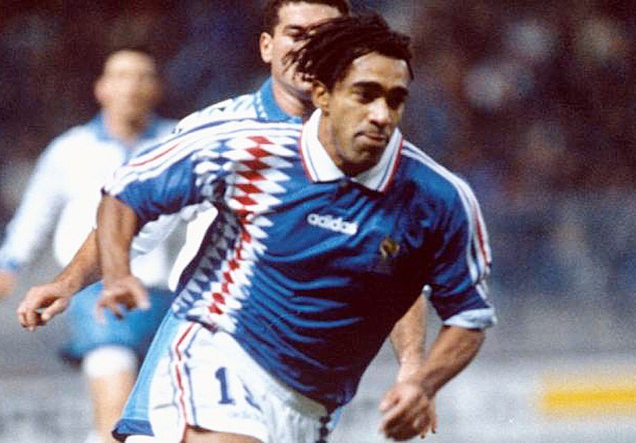 Emmanuel Barth tweet media