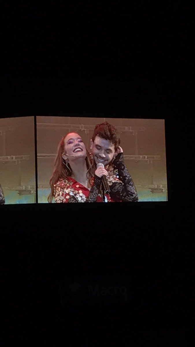 Amoalaenana's tweet photo. lo que brillas ahí arriba no tiene nombre! @angelatorresok que hermoso es verte disfrutar tanto, con una sonrisa enrome! super orgullosa de vos y lo que lograste ♥️💫 no tenes techo https://t.co/RdqwbA1HBY