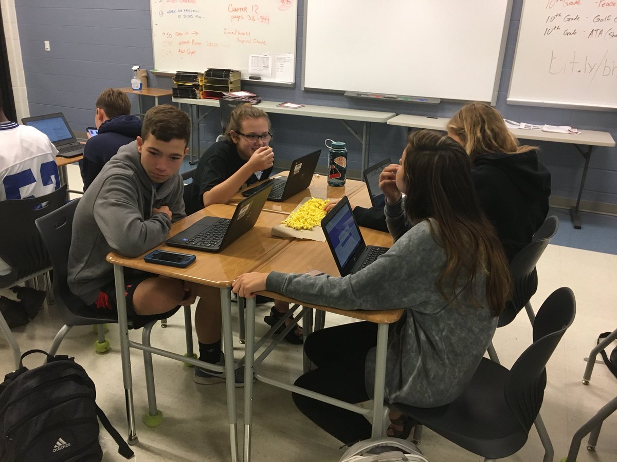 DougWickham's tweet photo. Ss in Day & Widrig HPE classes @BburgHSBruins making movies about emotions and affects on self & others. Lots of excitement to show classmates. Peer grading on screening day. What is a movie without popcorn ๐ฟ#techsauce #peergrading #thisismcps @MCPSTechnology #WeTechAtBHS https://t.co/QveAK5nIdc
