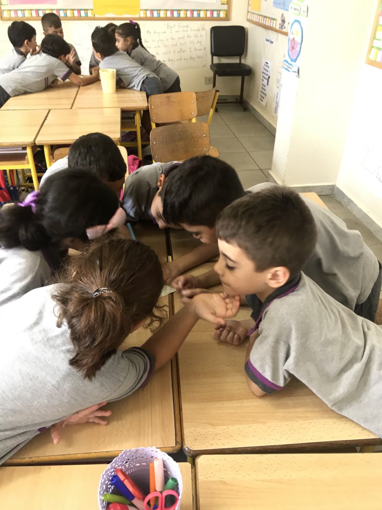HBawjy's tweet photo. Everyday, grade 2 learners are excited to apply new strategies! Today, they applied “list of 10 strategy” to write 10 action words. #workingingroups @DawhaHighSchool https://t.co/IbUhyJUCj9