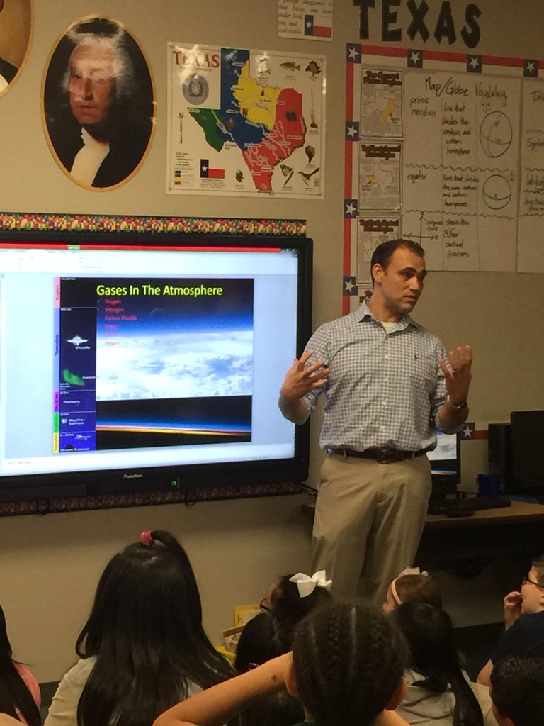 Demetrios45's tweet photo. Senior Aviation Meteorologist presented for our AIMS class today at Outley Elementary. https://t.co/du3cBWYGlW