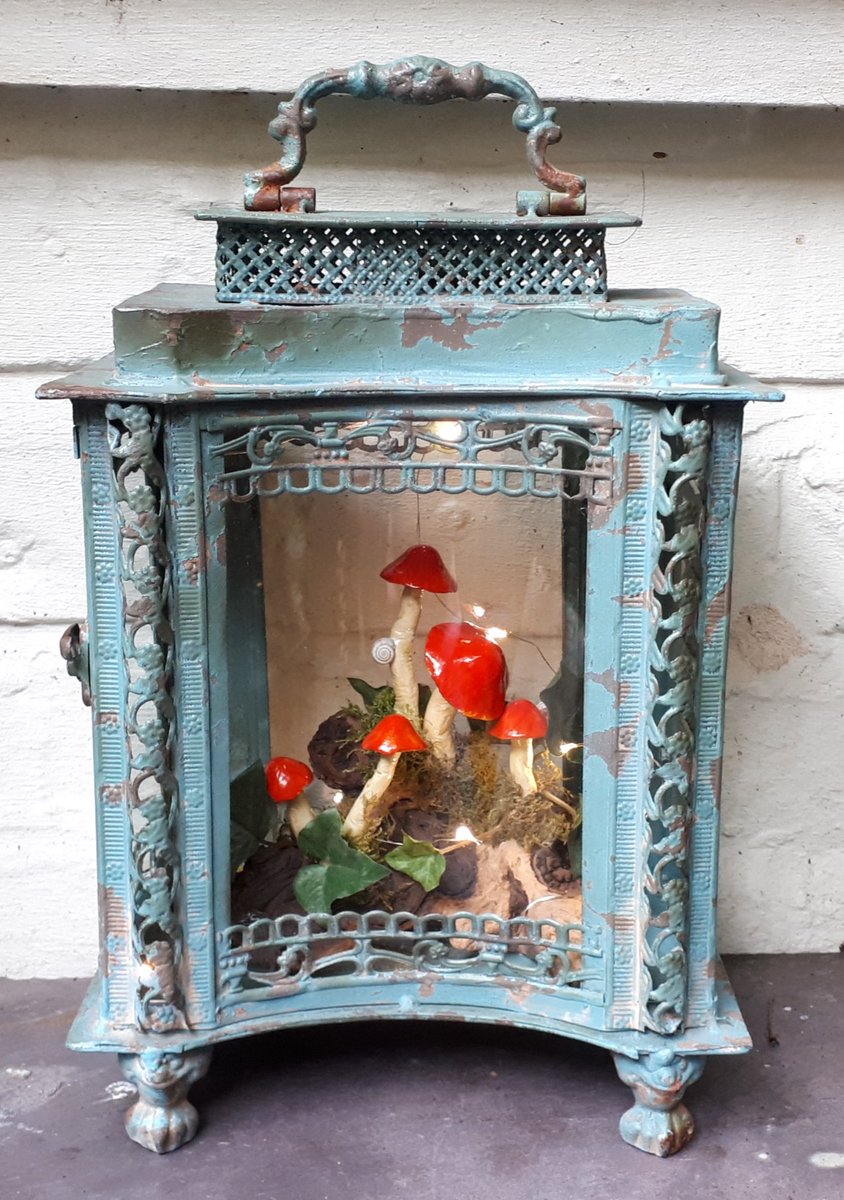 carlyebaines's tweet photo. Just been assembling these today
Can be fiddly 
#fungi walk plaque 
#FairyTail #lanterns 
#mushrooms #Art
Made by me
#nature https://t.co/ZemZ1wKLTp