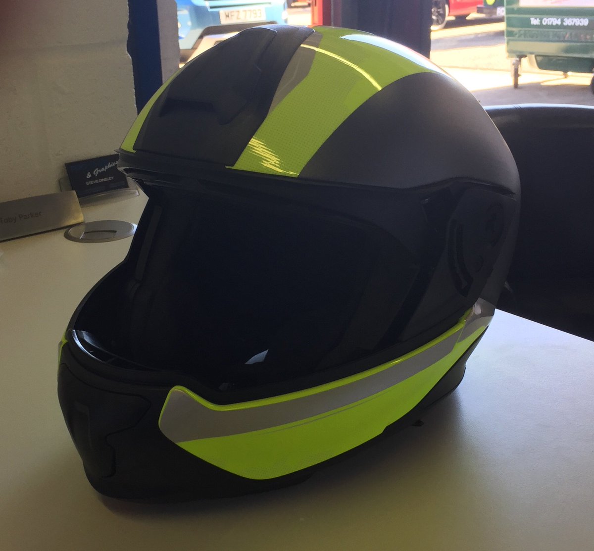 pro_tints's tweet photo. #3mwrap #3m1080 #knifeless  #knifelesstape #bmw #helmet #wrap #satingrey https://t.co/1AtedMAGz7 https://t.co/TynfsAxmxZ