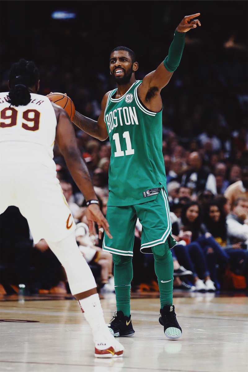 untucked kyrie