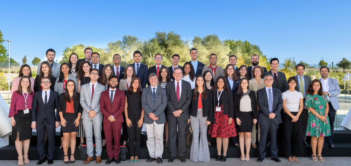FUniversia's tweet photo. Así nos lo pasamos con los Jóvenes Líderes Iberoamericanos @Red_Carolina hace unos días 🔝 @bancosantander Continúa abierta IX Edición de Ayudas al estudio para universitarios con discapacidad procedentes de Latinoamérica 🌎https://t.co/uGakKZSIVP https://t.co/rDtJ83OGpj