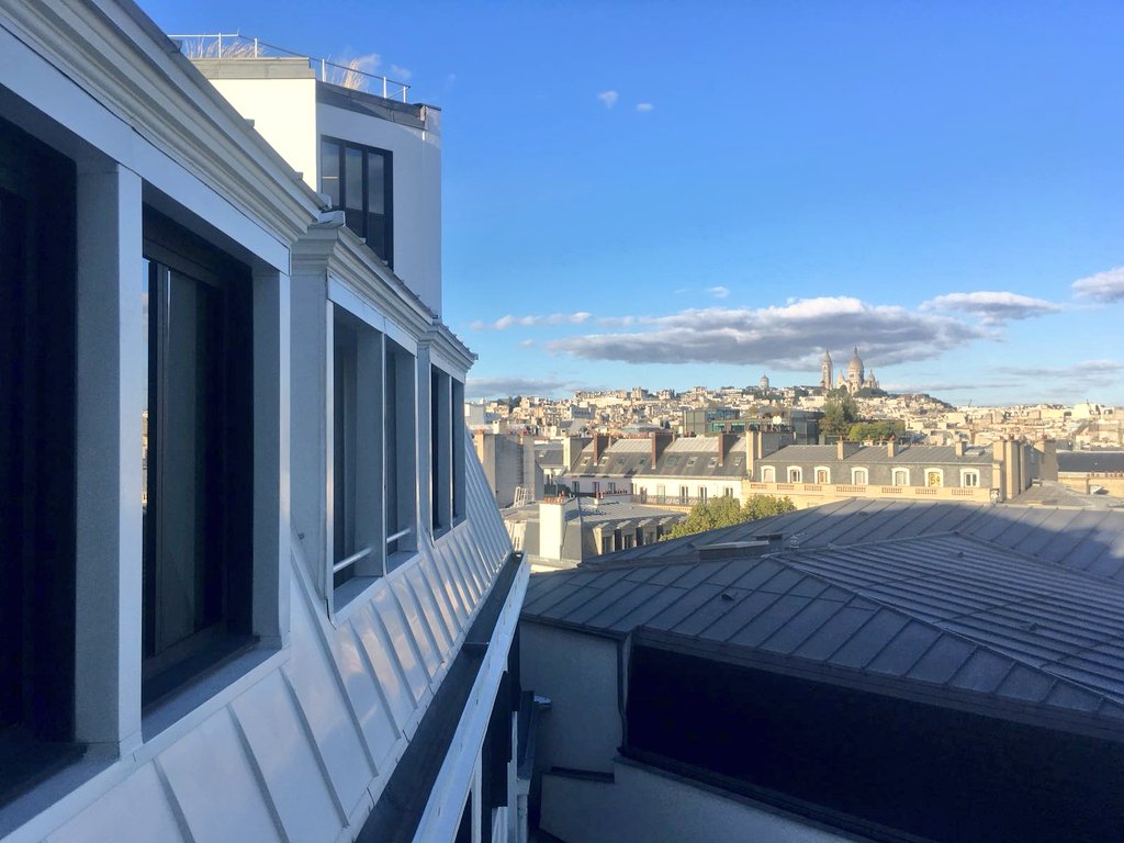 Ian Brossat (@ianbrossat) on Twitter photo 2086 mètres carrés de bureaux obsolètes transformés en 36 magnifiques logements sociaux, rue de Londres, dans le 9e. 
Bienvenue aux nouveaux locataires !
#logement 2086 mètres carrés de bureaux obsolètes transformés en 36 magnifiques logements sociaux, rue de Londres, dans le 9e. 
Bienvenue aux nouveaux locataires !
#logement