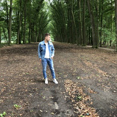 SBurgie's tweet photo. #NewProfilePic https://t.co/yIDbS07IFv